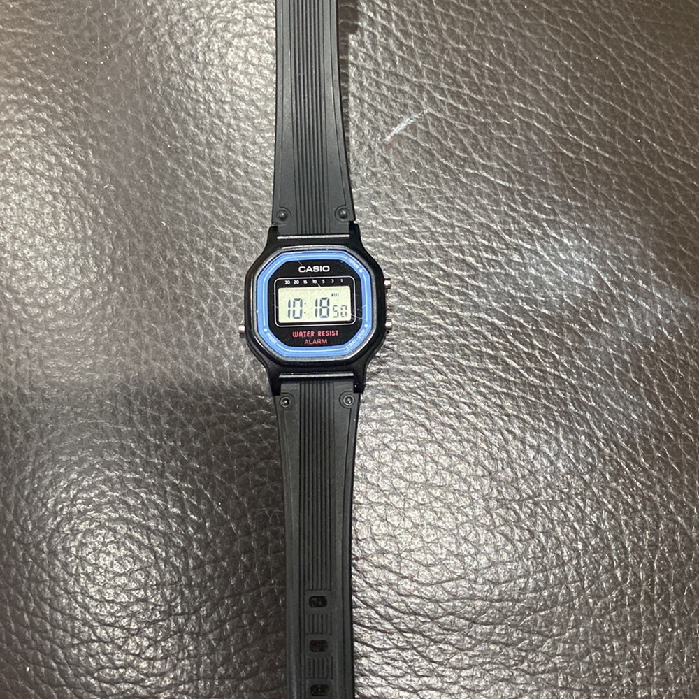 Casio watch - Picture 2 of 2
